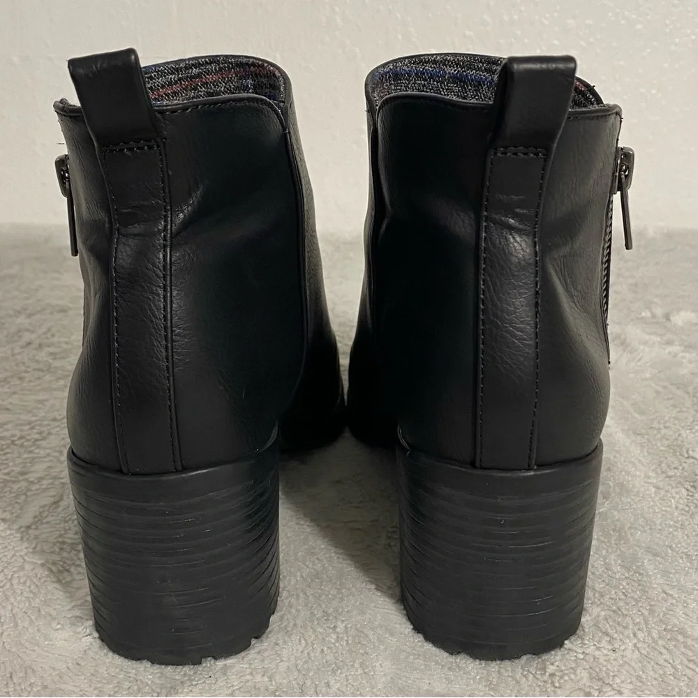Life Stride Michelle Black Faux Leather Booties Women’s Size 6.5M